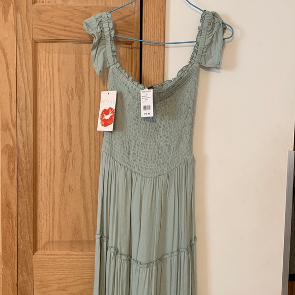 Hot Kiss Maxi Dress - Picture 4 of 4